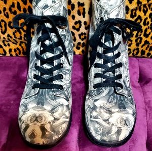 Dr. Martens Hackney Skulls & Roses Boots-  Wms- 10